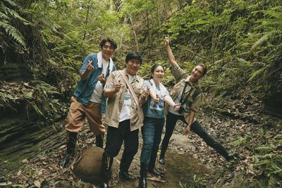 胡瓜帶兒女試營運開跑！　梁赫群、張秀卿為找錢登山超冒險