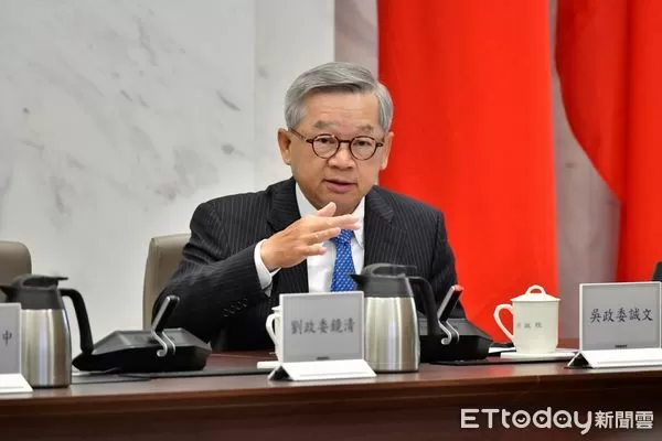 ▲▼卓榮泰主持行政院院會。政委吳誠文。（圖／行政院提供）