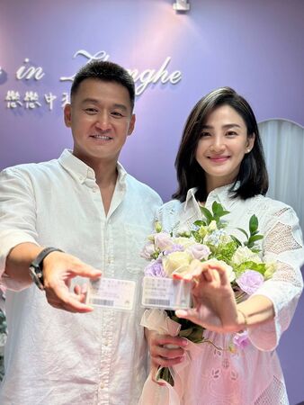 ▲張天霖與名模洪小鈴2023年認愛，今（2025）年迎來愛女「小鈴噹」。（圖／翻攝自Facebook／張天霖_jetstar粉絲團）
