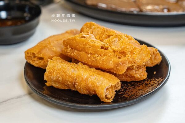 ▲▼鼎星經典火鍋店。（圖／部落客虎麗笑嗨嗨授權提供）