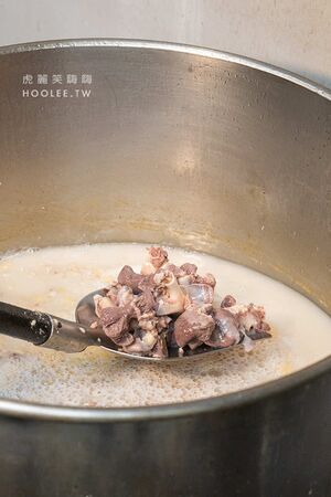 ▲▼鼎星經典火鍋店。（圖／部落客虎麗笑嗨嗨授權提供）