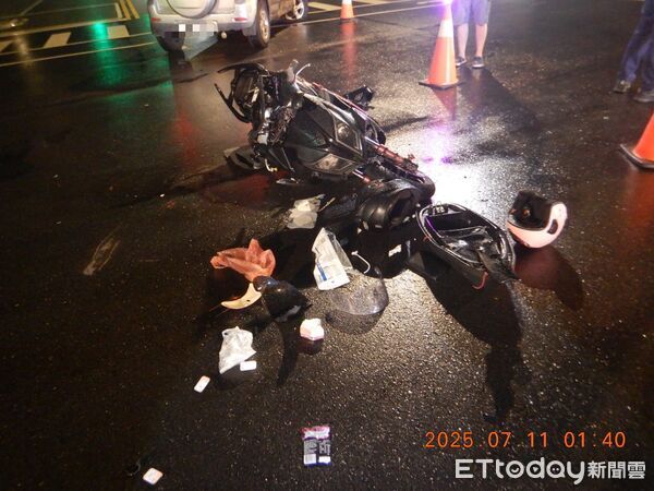 ▲▼18歲機車男闖紅燈衝撞身亡，休旅車主嚇傻無保請回。（圖／民眾提供，下同）