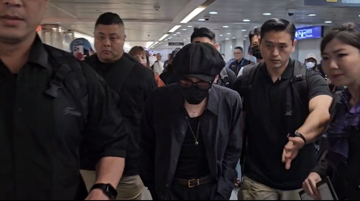 ▲▼GD抵達台灣。（圖／桃園機場記者聯誼會提供）