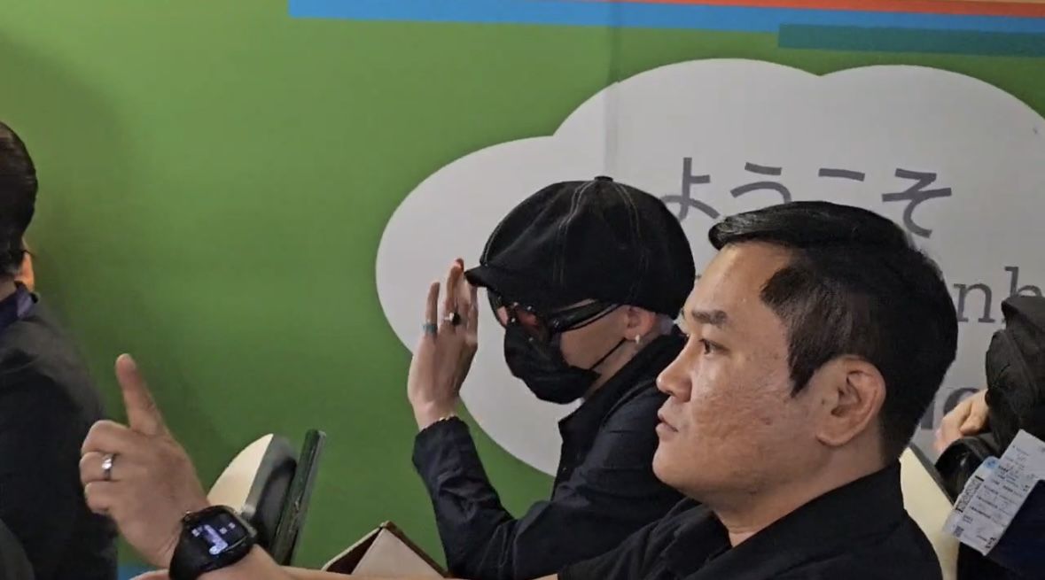 ▲▼GD抵達台灣。（圖／桃園機場記者聯誼會提供）