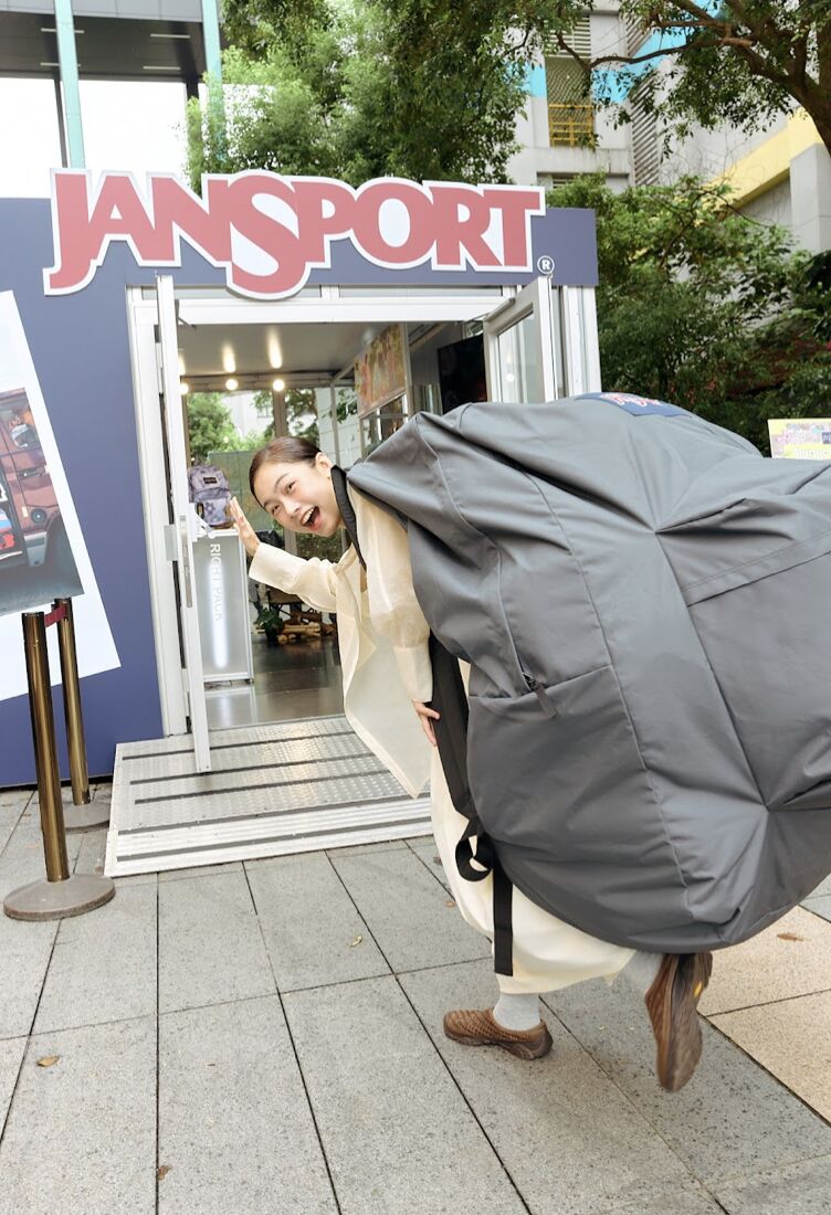 ▲▼   JanSport快閃店收韓星同款「後背包」。（圖／品牌提供）