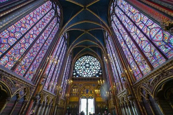 ▲▼聖禮拜堂。（圖／部落客Travel with Leo授權提供）