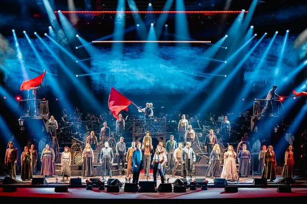 ▲經典音樂劇《悲慘世界》40周年紀念版音樂會前進高雄演出。（圖／寬宏藝術提供）