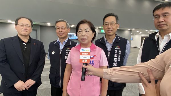 ▲▼國民黨立委楊瓊瓔與貿協、台中市府官員開箱「台中國際會展中心」。（圖／立委楊瓊瓔辦公室提供）