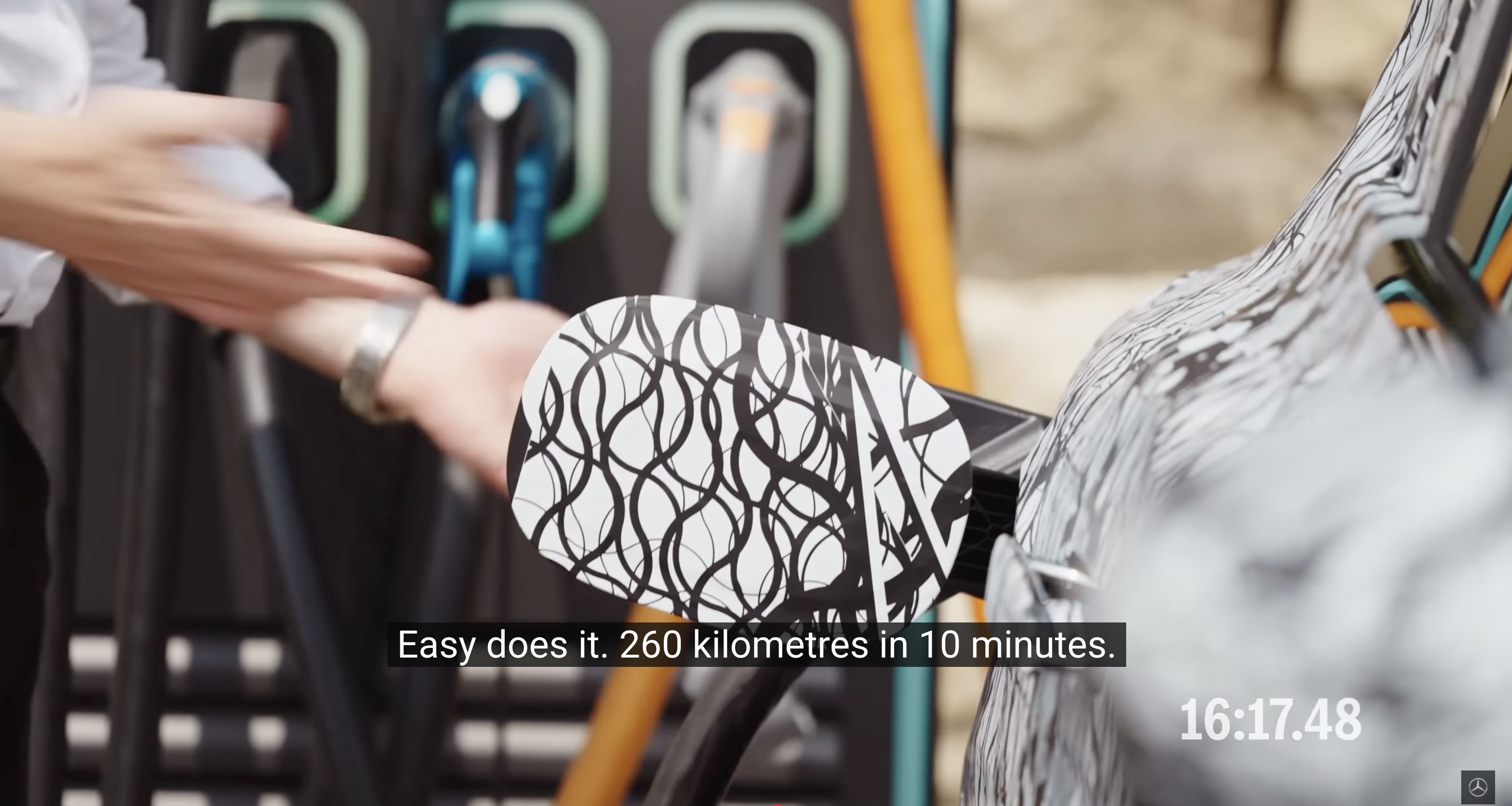 ▲賓士新GLC電動休旅。（圖／翻攝自Mercedes-Benz）
