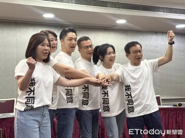 ▲▼  台北市長蔣萬安合體台北市五位藍委，包括李彥秀、王鴻薇、羅智強、徐巧芯、賴士葆           。（圖／記者崔至雲攝）