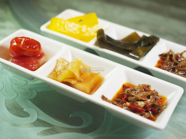 ▲▼蓬萊邨台菜餐廳。（圖／部落客WISELY`s 拍拍照寫寫字授權提供）