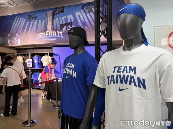 ▲瓊斯盃男子組賽事開打，周邊商品以球衣最為熱銷。（圖／記者杜奕君攝）