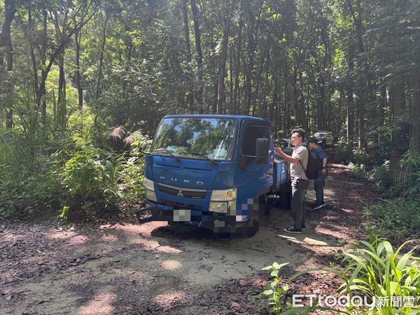 ▲台南北區彩券行兇殺案，陳嫌燒車滅證時受傷送醫，他10日出院被聲押獲准。（記者林東良翻攝，下同）