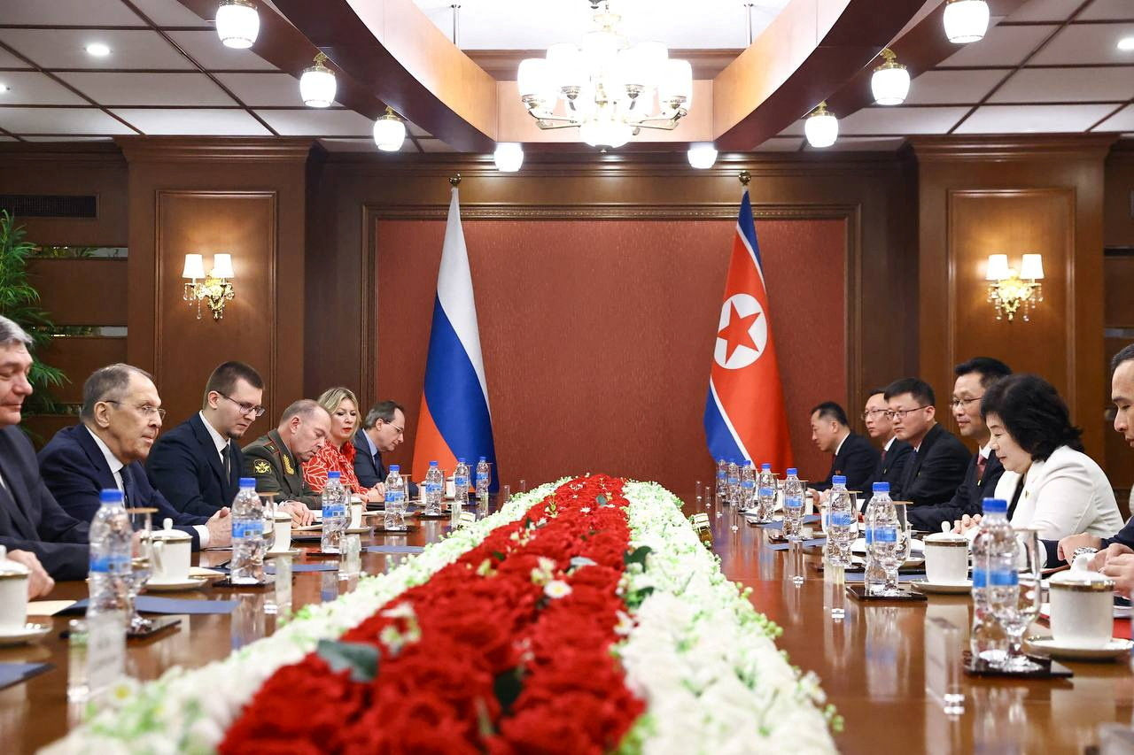 ▲▼拉夫羅夫、崔善姬12日進行長達3小時的戰略對話。（圖／路透）