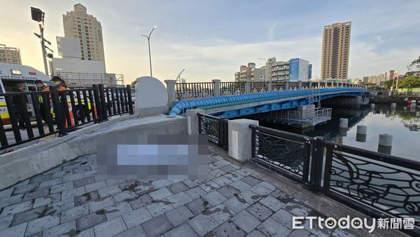 ▲▼      台南運河驚見女浮屍       。（圖／民眾提供）