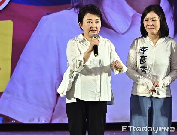 ▲▼盧秀燕出席「反惡罷 挺優秀 港湖團結誓師大會」 。（圖／記者李毓康攝）