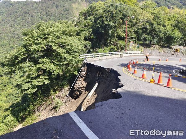 ▲▼     台14線77公里埔里往霧社方向        。（圖／記者高堂堯翻攝）