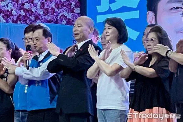 ▲韓國瑜力挺王鴻薇成立反罷免後援會。（圖／記者鄭佩玟攝）