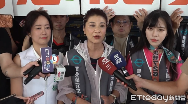 ▲▼民進黨立委林楚茵、黃捷，民進黨議員戴瑋姍。（圖／記者黃國霖攝）