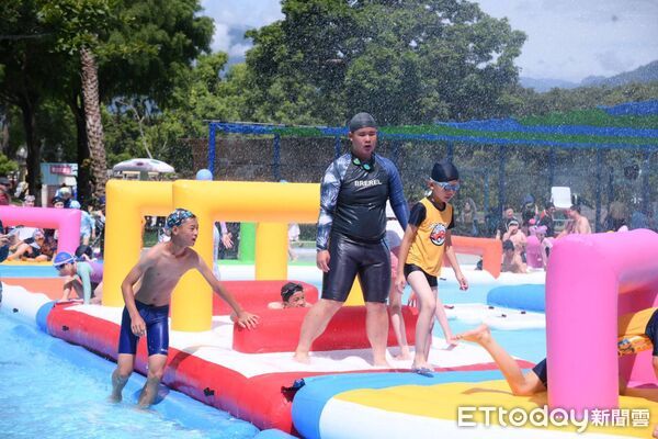 ▲▼花蓮知卡宣夏季戲水活動熱鬧登場，縣長徐榛蔚親自出席開幕典禮。（圖／花蓮縣政府提供，下同）