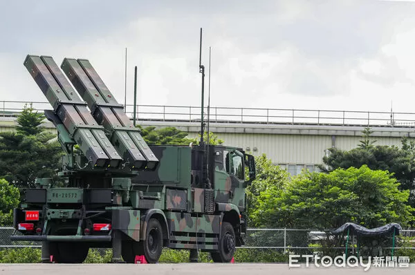 ▲▼漢光41號演習，國軍操作陸射劍二飛彈。（圖／六軍團提供）
