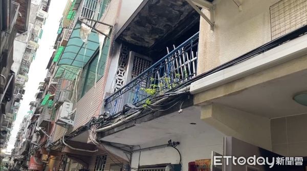 ▲新北市三重火警釀1死1傷，起火原因待查。（圖／記者黃彥傑翻攝，下同）