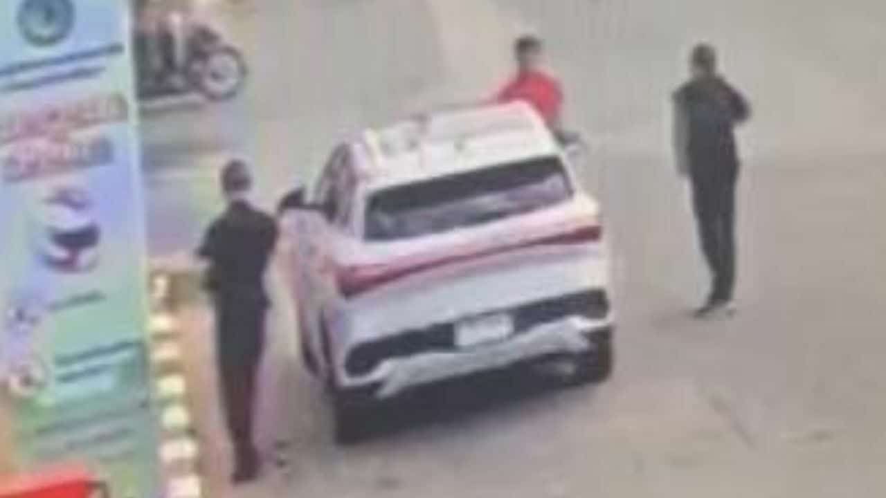 ▲▼陸客在泰國「當街遭綁架」！主謀是中國人。（圖／翻攝自Facebook／สายข่าวพัทยา）