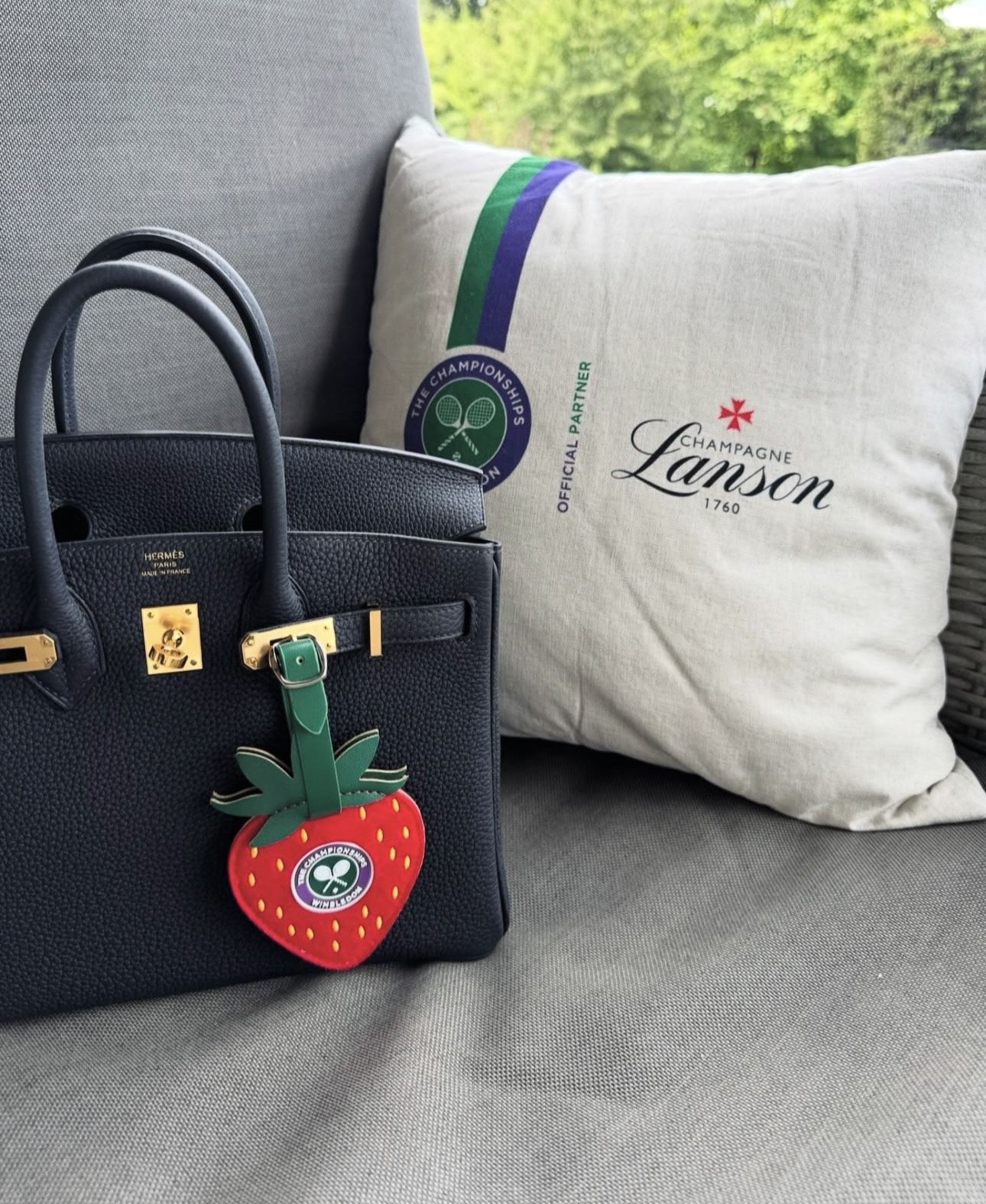 ▲▼Lily Collins           。（圖／翻攝IG）