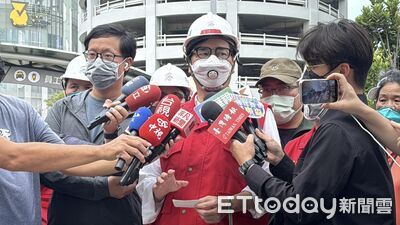 快訊/高雄電池廠大火有毒「氫氟酸 」外洩!市府發細胞簡訊警戒