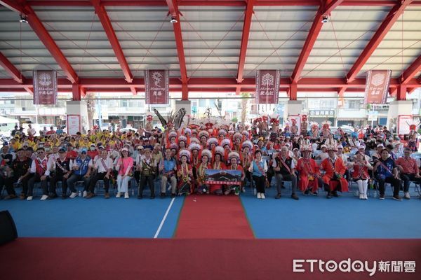 ▲▼吉安鄉長游淑貞陪同原民會參事、立委鄭天財等人共同主持啟用典禮，場面隆重熱烈。（圖／吉安鄉公所提供，下同）