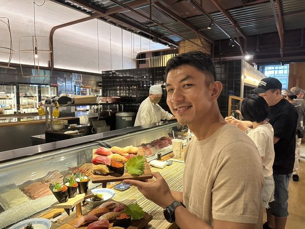 ▲▼萬洛・隆甘迦。（圖／牽猴子提供）