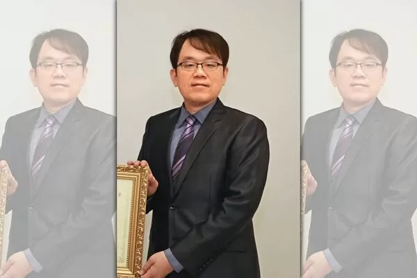 台中地檢署檢察官張時嘉（圖），司法官學院第49期結業，被視為司法界明日之星，遭質疑栽贓起訴、羅織罪名。（翻攝台中地檢署官網）