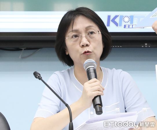 ▲▼國民黨團 召開 綠營肥貓月領17萬搞惡罷 涉期約賄選檢調不敢查 記者會 陳玉珍 翁曉玲 出席。（圖／記者屠惠剛攝）