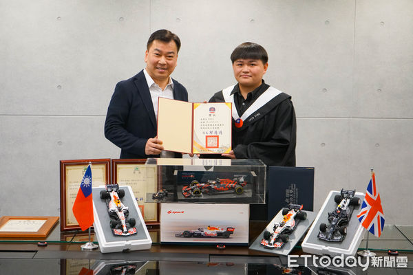 ▲崑山科技大學林稚庭錄取英國6間名校研究所，包含世界百大與賽車工程王牌系所，踏上國際夢想賽道。（記者林東良翻攝，下同）