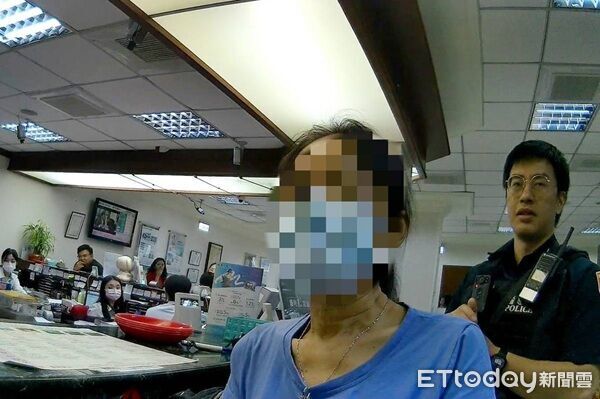 ▲桃園市蕭姓婦人欲匯款百萬至泥泊爾建廟求功德。（圖／大園警分局提供、下同）