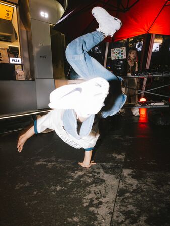 ▲▼ B-boy NANA李納邀請林明禎合作。（圖／開心果娛樂提供）