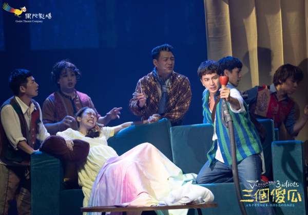 ▲《三個傻瓜》原本陳大天的角色改由王為演出。（圖／果陀劇場提供）