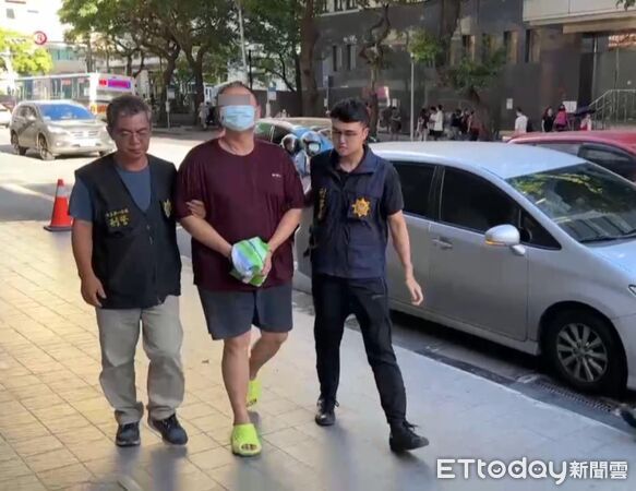 ▲刑事局逮捕透過蝦皮賣場傾銷偽冒標示劣質平板的陳姓主嫌並查扣大批平板。（圖／記者張君豪翻攝）