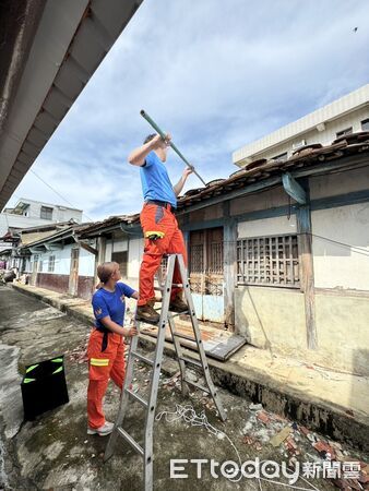 ▲台南市消防局15日下午召開記者會澄清災後人力動員傳聞，強調全屬自願參與。（記者林東良翻攝，下同）