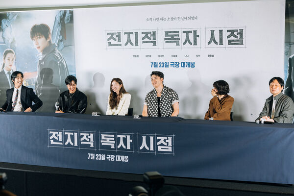 ▲▼《全知讀者視角》5位主角李敏鎬、安孝燮、Nana、蔡秀彬、申承浩15日在Megabox COEX出席映後記者會。（圖／采昌提供）