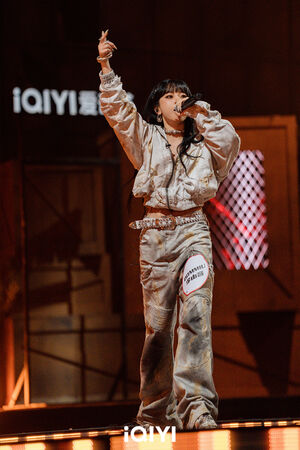 ▲▼黃子韜感冒錄影 。（圖／iQIYI/愛奇藝國際版提供）