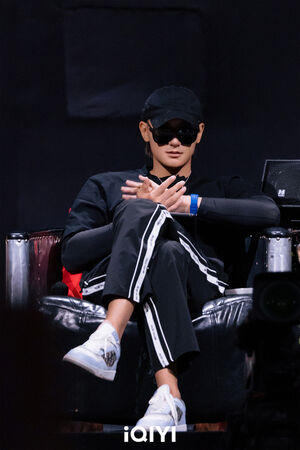 ▲▼黃子韜感冒錄影 。（圖／iQIYI/愛奇藝國際版提供）