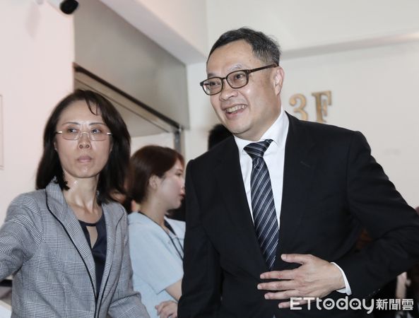 ▲外交部政務次長陳明棋（圖右）16日上午赴立法院外委會，並於會 聯訪 立法院外交委員會。（圖／記者屠惠剛攝） 
