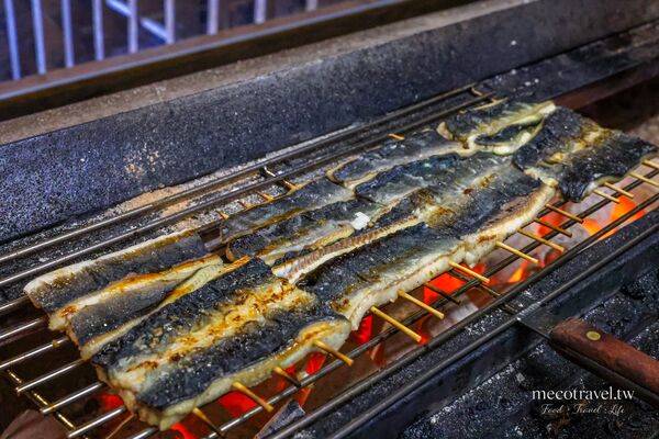 ▲▼板前屋炭烤鰻魚飯。（圖／部落客陳小可的吃喝玩樂授權提供）