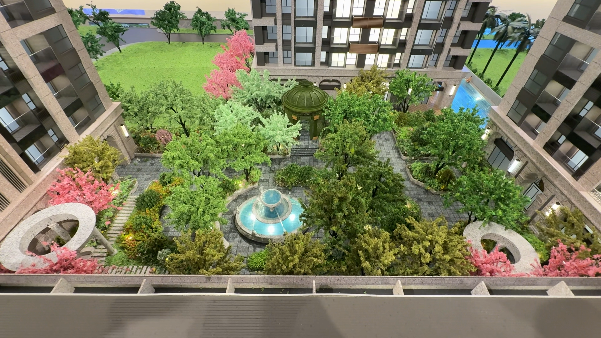 ▲▼甲山林,市政帝寶,三重新市政特區,三重左岸。（圖／記者姜國輝攝）