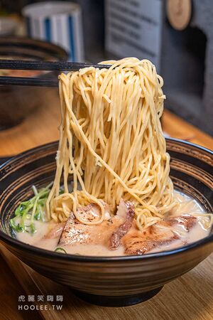 ▲▼翎羽軒拉麵。（圖／部落客虎麗笑嗨嗨授權提供）