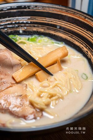 ▲▼翎羽軒拉麵。（圖／部落客虎麗笑嗨嗨授權提供）