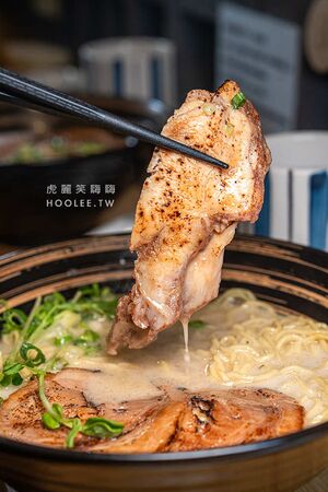 ▲▼翎羽軒拉麵。（圖／部落客虎麗笑嗨嗨授權提供）