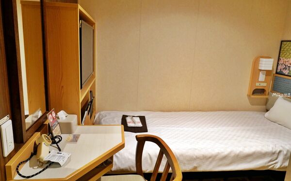 ▲▼商船三井Sunflower號夜間郵輪。（圖／部落客Mika出走美食日誌授權提供）