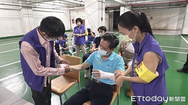 ▲▼敵導彈攻擊南部！高雄防空演習街道全淨空　實地演練戰災搶救。（圖／記者吳世龍攝）